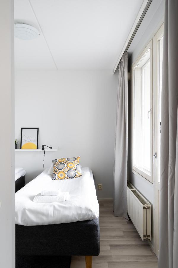 Hiisi Homes Helsinki Soernaeinen מראה חיצוני תמונה