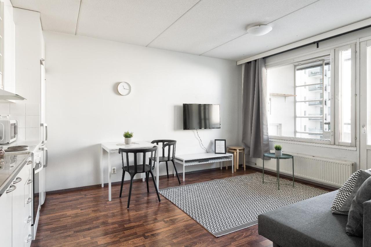 Hiisi Homes Helsinki Soernaeinen מראה חיצוני תמונה