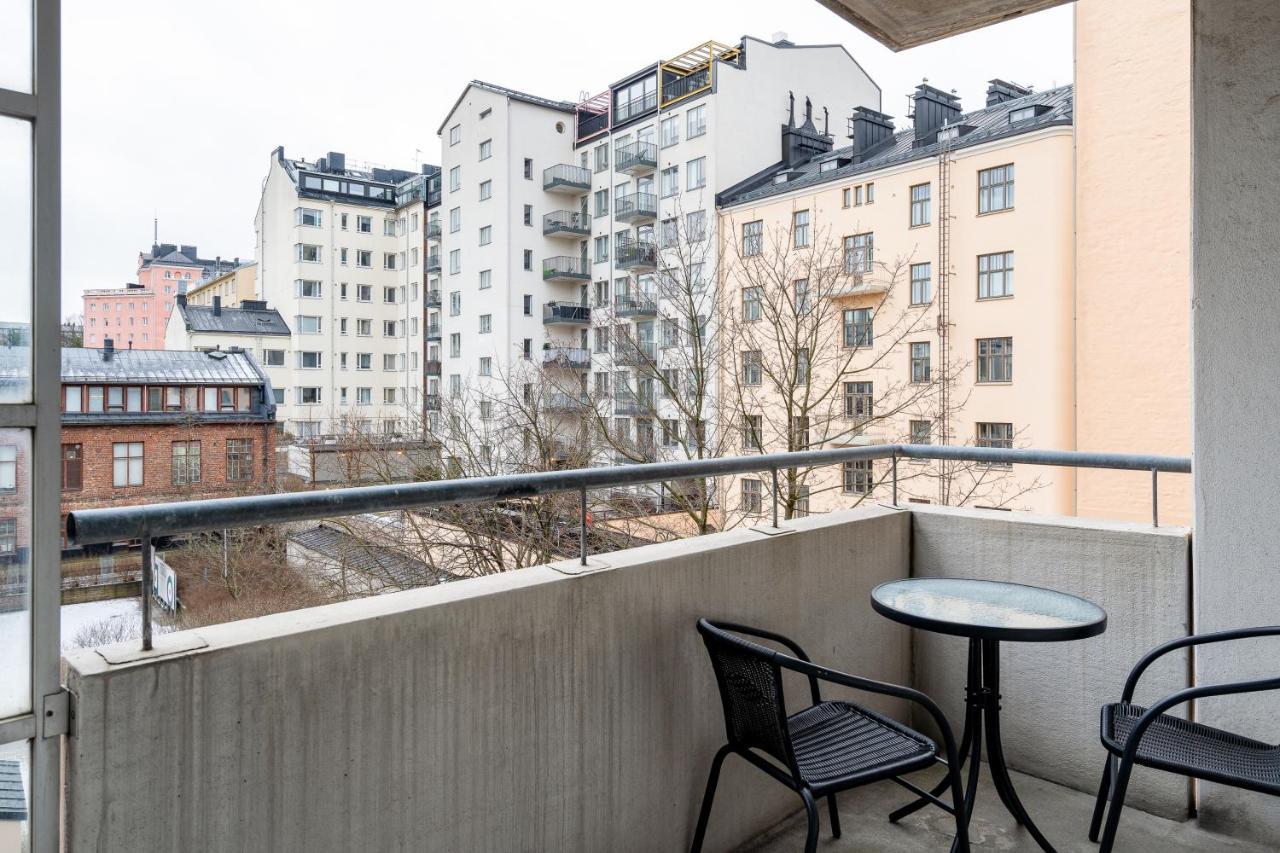 Hiisi Homes Helsinki Soernaeinen מראה חיצוני תמונה